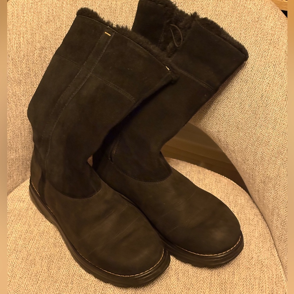 Black Suede Winter Boots